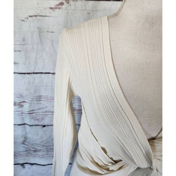Frame Wrap Front Sweater Size Medium - Picture 7 of 9